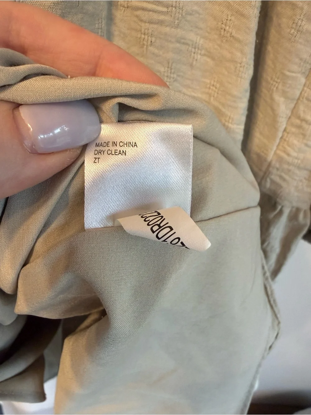 Gianni Bini Talia V-Neck Smocked Tiered Mini Dress Tan Beige XL Long Sleeve